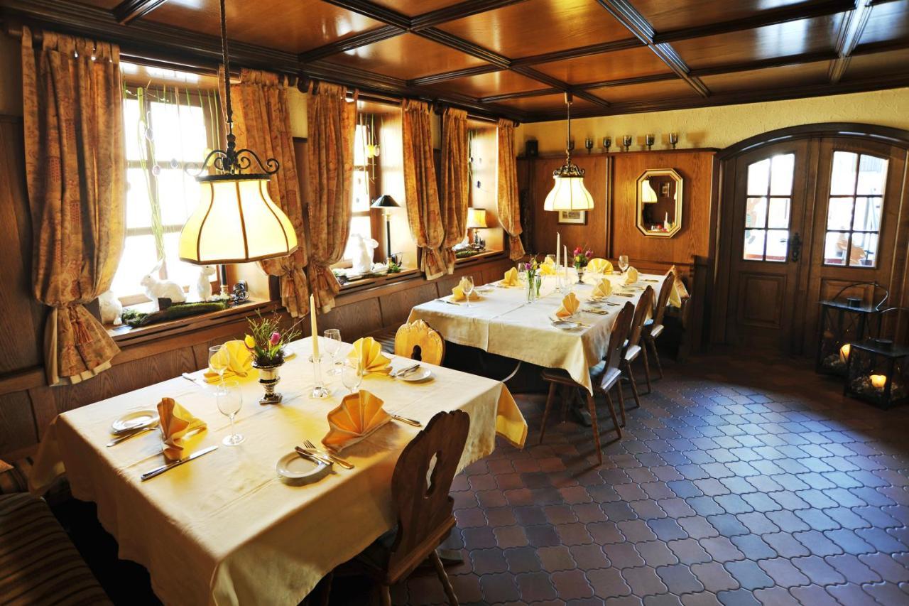 Gasthaus Zur Krone Großheubach Buitenkant foto