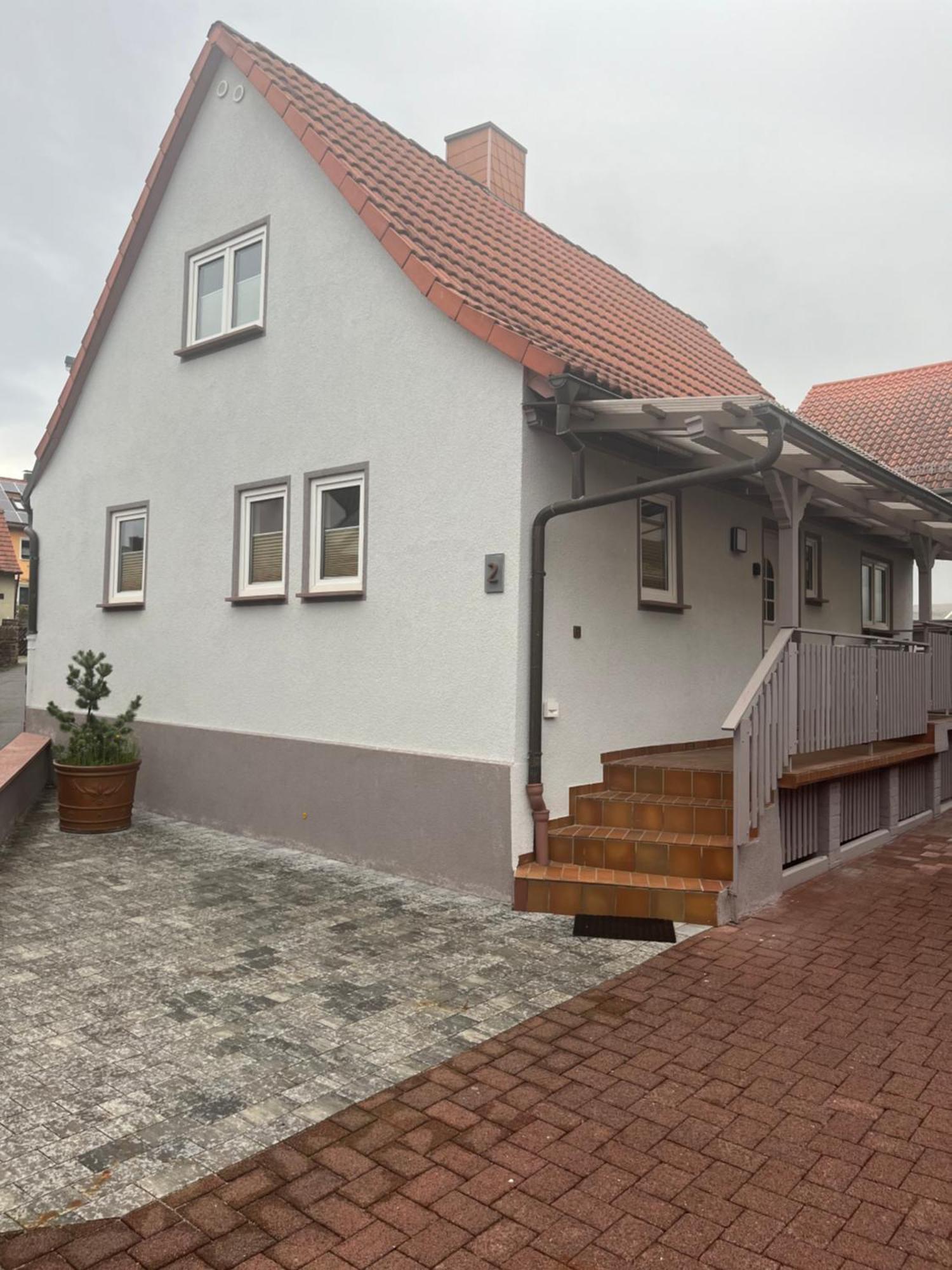 Gasthaus Zur Krone Großheubach Buitenkant foto